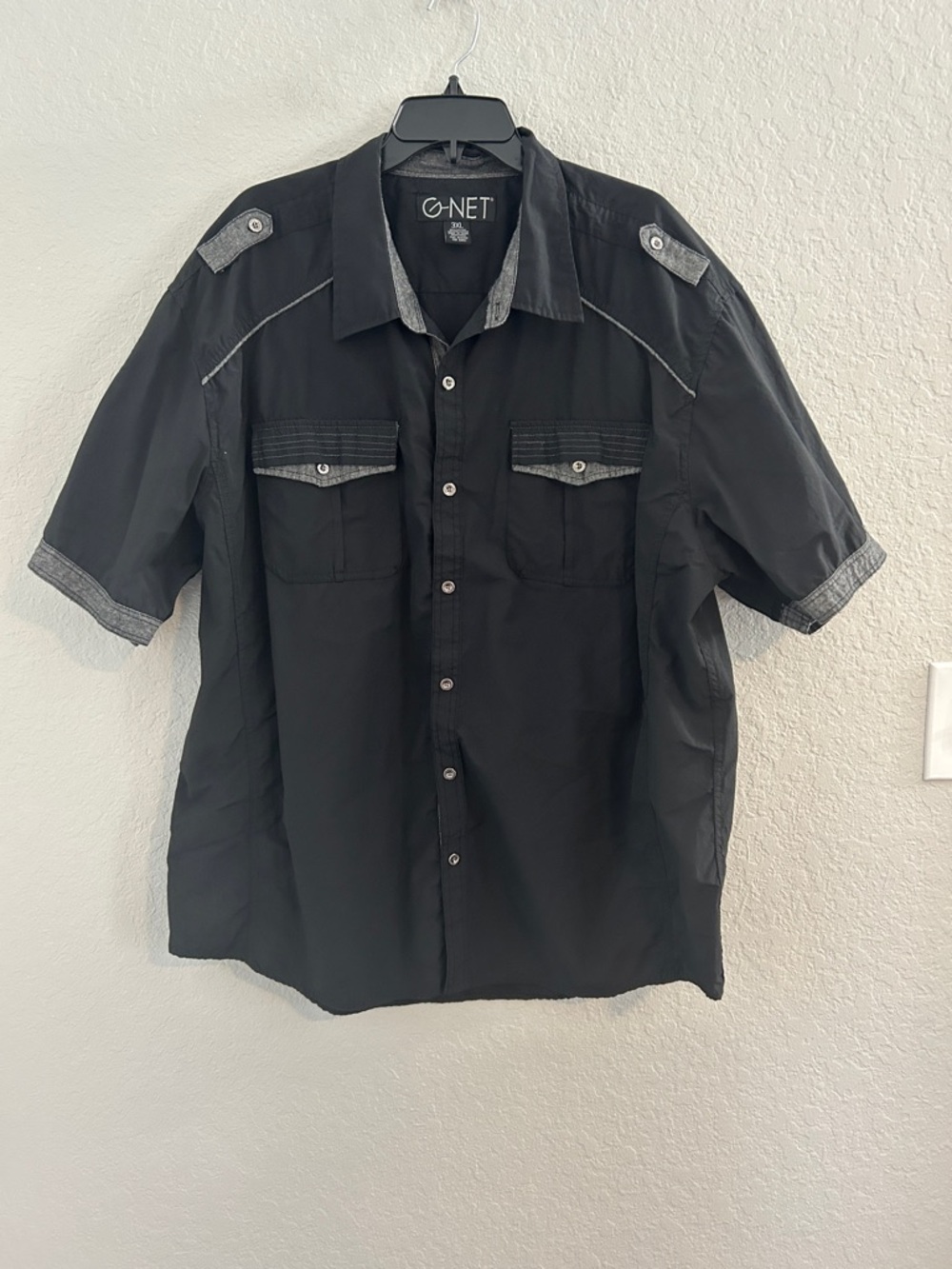 G-NET Men's Black Short-Sleeve Button-Down Shirt